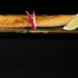 Y10 BỤNG CÁ HỒI NƯỚNG MUỐI/ NGỌT (SAKE TORO TERI / SHIO YAKI)