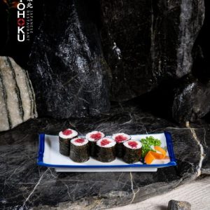 R26 CƠM CUỘN CÁ NGỪ VÂY XANH (MAGURO MAKI)