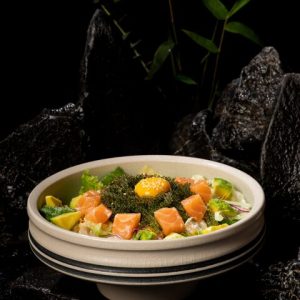 S6 SALAD CÁ HỒI & BƠ, LÒNG ĐỎ TRỨNG (SALMON ABOKADO SALADA)